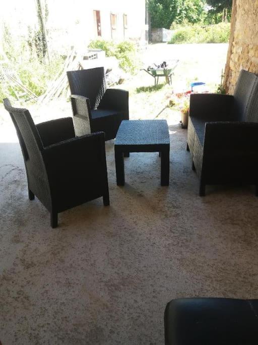Chez Samb Βίλα Lussac-les-Chateaux Εξωτερικό φωτογραφία